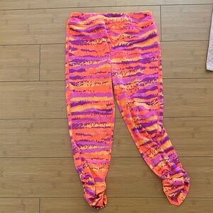Vibrant Capri gym pants